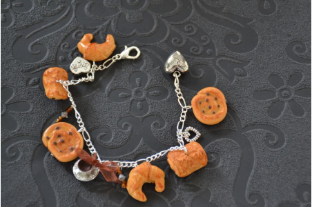 Bracelet Croissants, pains au chocolat et pains aux raisins