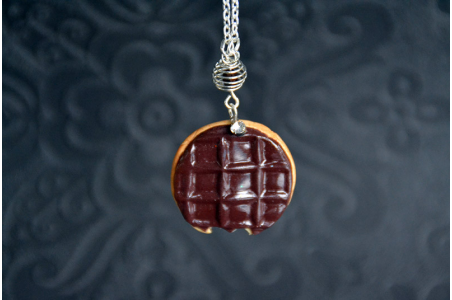 Collier Biscuit au chocolat
