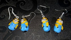 Boucles d'oreilles Minions