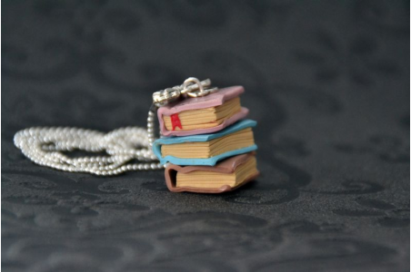 Collier Livres