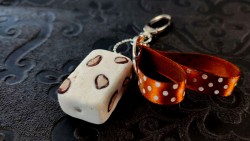Porte-clés ou Bijou de Sac Nougat