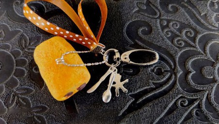 Pain au Chocolat & Breloques