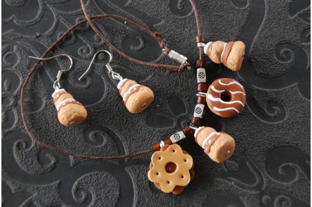 Collier Les Pâtisseries